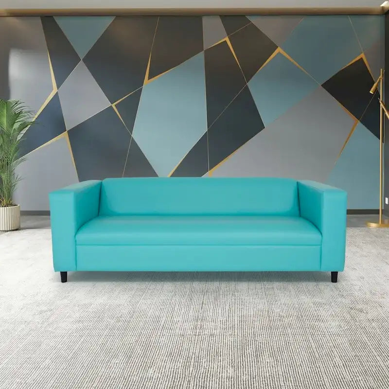 Trojmístná pohovka z umělé kůže s rámem z masivního dřeva ve stylu Mid-Century Modern